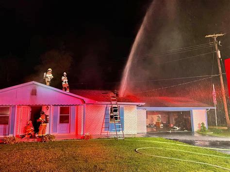 London Fire Units Fight Residential Structure Fire | City of London, Kentucky