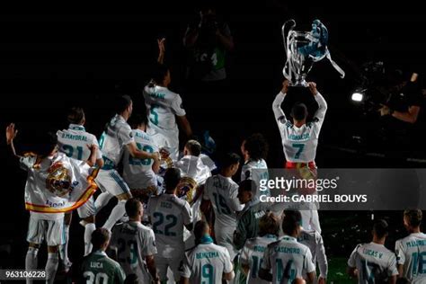 3,835 Santiago Bernabeu Trophy Photos & High Res Pictures - Getty Images