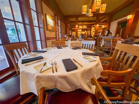 Does Yachtsman Steakhouse Have a Dress Code in Disney World? | the disney food blog