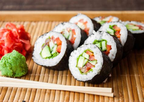 12 Vegetarian & Vegan Sushi Rolls You'll Want to Try | LIVE JAPAN travel guide