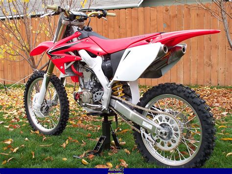 2008 Honda CRF250R - Moto.ZombDrive.COM