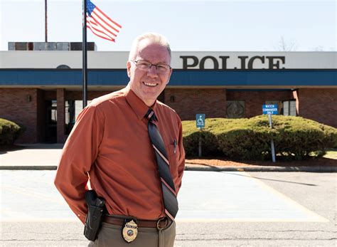 Peabody Police Chief receives new contract - Itemlive