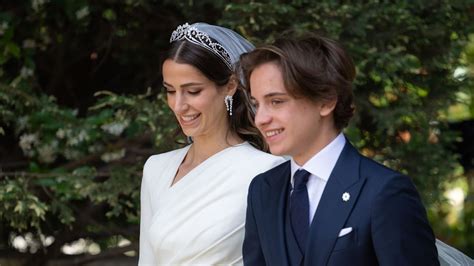 Princess Rajwa of Jordan stuns in unexpected second wedding dress we ...