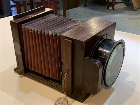 Wooden box camera with Rodenstock lens | Collectors Weekly