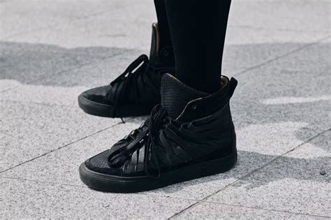 Best Footwear Trends at Seoul Fashion Week FW23 | Hypebeast