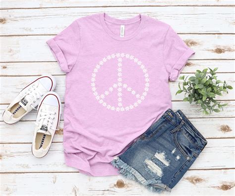 Daisy Peace Sign graphic tee women's graphic tee | Etsy