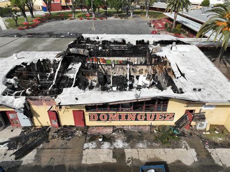 Classes canceled at Compton high school after fire destroys cafeteria - Los Angeles Times