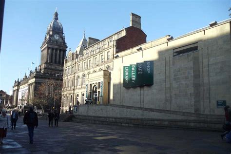 Visiting the Leeds Art Gallery in Leeds | englandrover.com