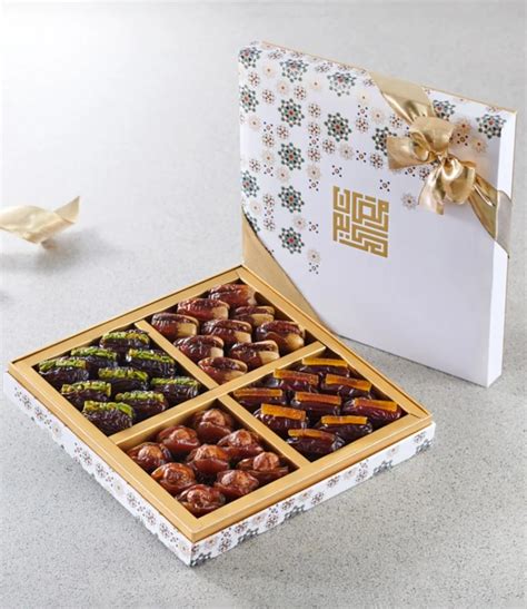 Ramadan - Yasmeen Dates Collection Large By Bateel in Riyadh | Joi Gifts