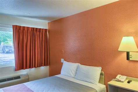 Motel 6 Everett North $56 ($̶6̶2̶) - UPDATED 2018 Prices & Reviews - WA ...