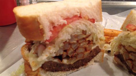 The Famous Sandwiches of Primanti Brothers, Pittsburgh, PA. - YouTube