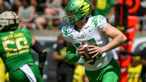 Oregon Football: Bo Nix named one of PFF’s potential draft risers