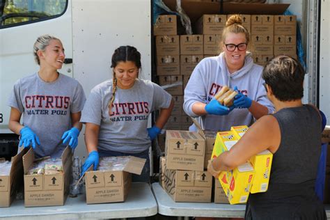 Volunteer – Los Angeles Regional Food Bank