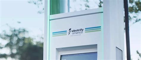 More Ultra-Fast EV Charging Stations | auto connected car news