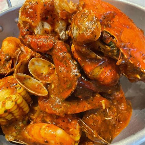 Dancing Crab Singapore Review by 8 Crabs Singapore