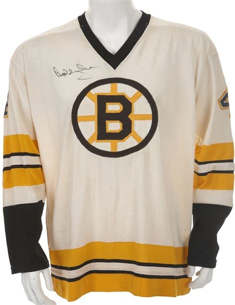 Frosty's Hockey World - Boston Bruins Jersey History - 1974-1975