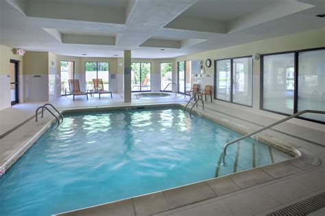 Courtyard Parsippany Indoor Pool #comfort, #hotels, #Relax, | Country inn and suites, Scottsdale ...