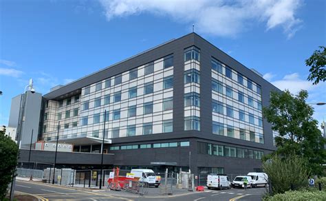 ULSTER HOSPITAL ACUTE SERVICES BLOCK | Avanti Architects