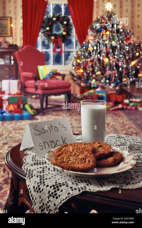 1970s christmas tree indoors nobody hi-res stock photography and images - Alamy