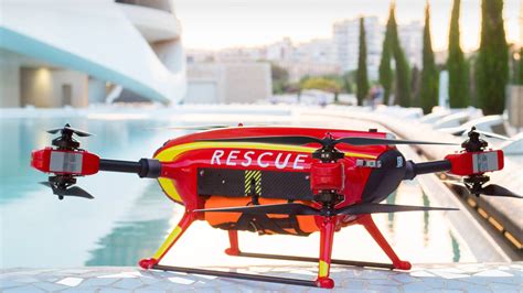 Auxdrone Lifeguard drone assists in the rescue of three people in Puerto de Sagunto, Spain