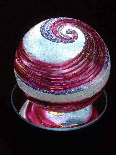 Loved Ones' Ashes Swirled into Comforting Glass Art Creations