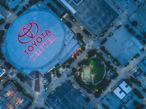 Where to Park for Houston Rockets Games at Toyota Center | ParkMobile