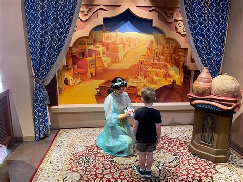 Jasmine Meeting Guests at Lamps of Wonder in EPCOT Again - WDW News Today