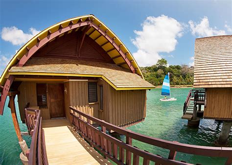 Holiday Inn Resort Vanuatu - Vanuatu Escapes - Vanuatu Holidays