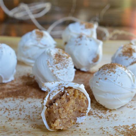 Vanilla Cookie Balls Recipe - WonkyWonderful