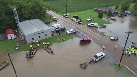 Drone video shows northwest Tennessee inundated after flash floods ...