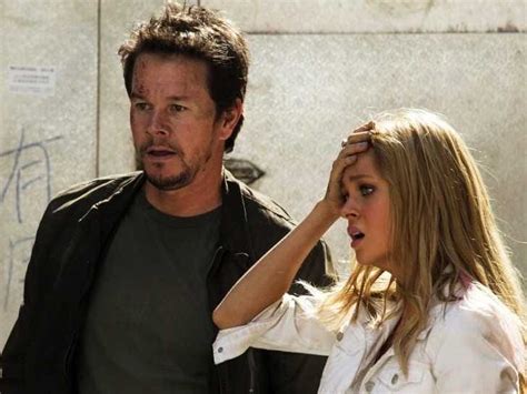 Mark Wahlberg On Set 'Transformers 4: Age Of Extinction' - Business Insider