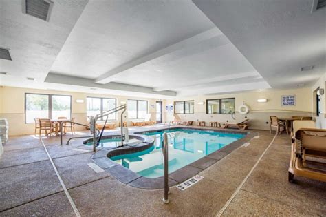 Comfort Inn & Suites Tooele - SixSuitcaseTravel