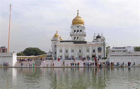 Gurudwara Bangla Sahib - Sarovar | Gurudwara Bangla Sahib is… | Flickr