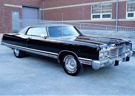 1973 Chrysler New Yorker | Chrysler new yorker, Classic cars usa, Chrysler