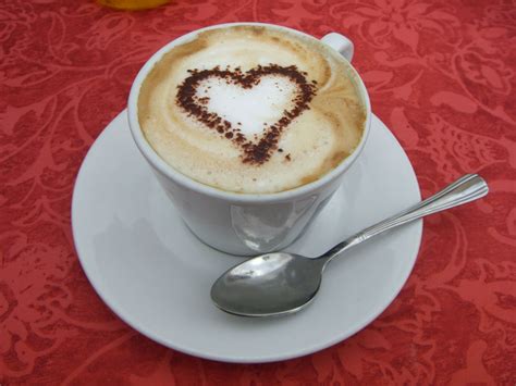 Cappuccino Chocolate Heart | Chocolate cappuccino, Cappuccino art, Latte