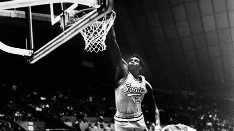 Legends profile: Spencer Haywood | NBA.com