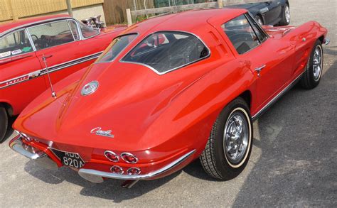 Little Red Corvette | Not sure which model Corvette Prince w… | Flickr