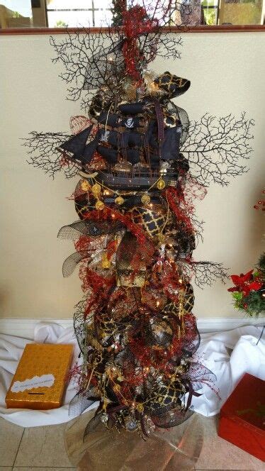 Pirate themed Christmas tree designed by Tammy Stone | Disney christmas tree, Christmas tree ...