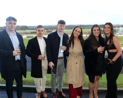 In Pictures: Racegoers flock to Mr Binman Limerick Christmas Racing Festival - Page 4 of 16 ...