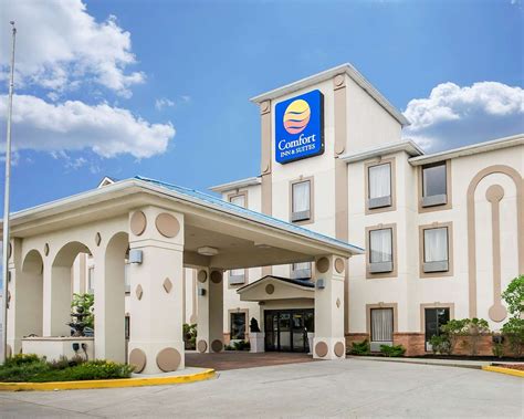 Comfort Inn & Suites La Grange, KY - See Discounts