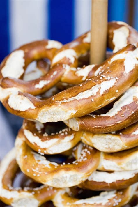 How to Make Real German Soft Pretzels at Home | Recipe | Soft pretzels ...