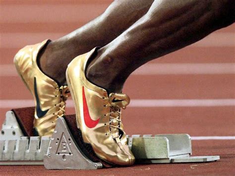 Flashback // Michael Johnson's Golden Nike Shoes | Nike track shoes ...