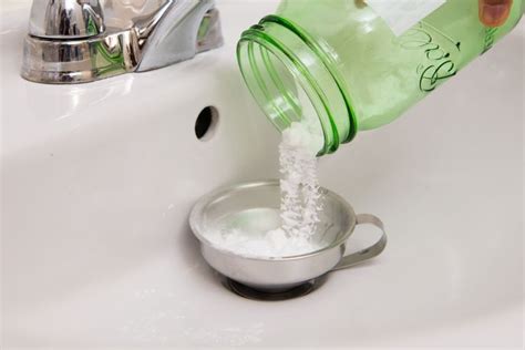 Learn How to Unclog a Drain With Baking Soda and Vinegar | Unclog drain ...