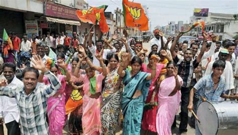 Maha polls: BJP to begin massive election campaign today, ready to hold ...