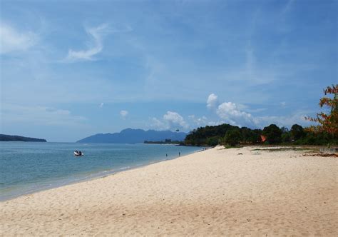 Langkawi beaches | Woody World Packer