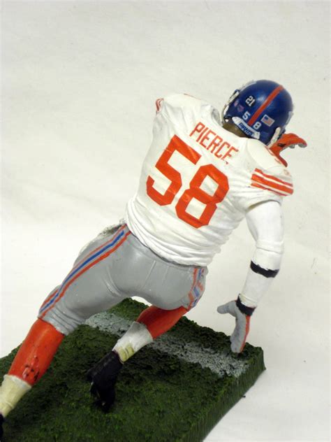 Antonio Pierce, New York Giants, Super Bowl XLII – Play Action Customs