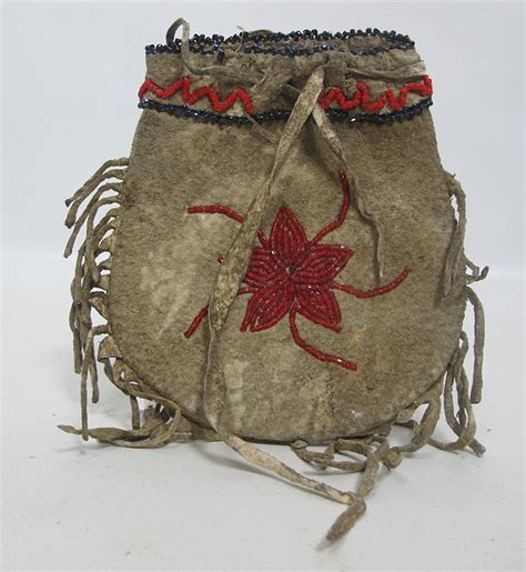 Antique Native American Plains SIOUX Indian Beaded Medicine Bag Hyde Pouch yqz