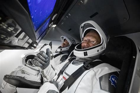 New SpaceX spacesuits get five-star rating from NASA astronauts | Space