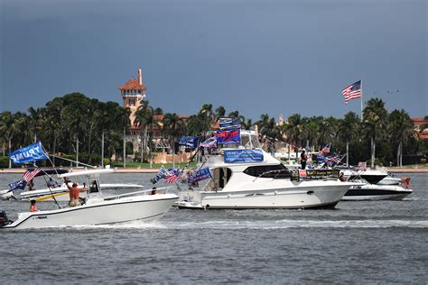 Donald Trump Thanks Supporters As 'Thousands' Take Part in Boat Parade ...