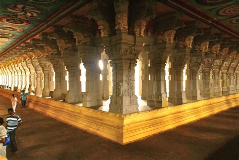 Pillar corridors of Rameshwaram Indian Temple, Indian Art, Art And ...